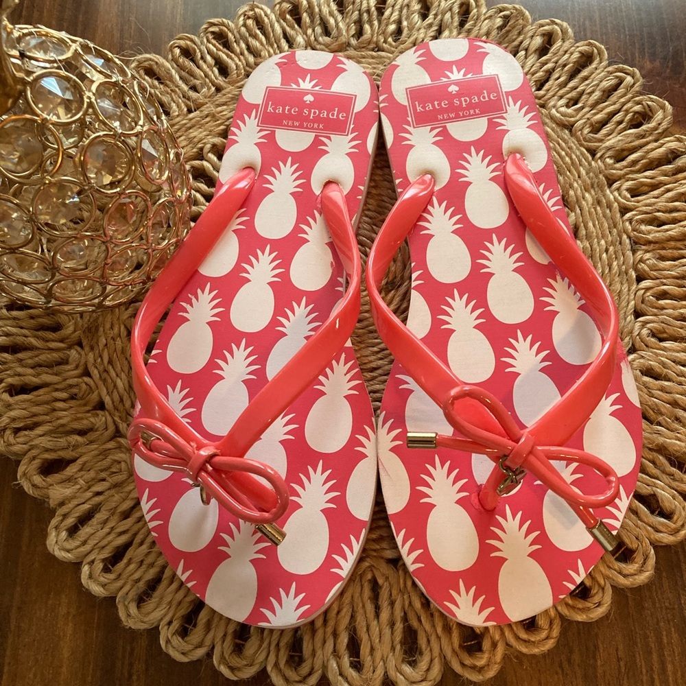 NEW Kate Spade Pink Pineapple 🍍 Flip Flops Size 7